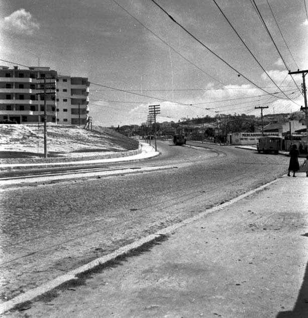 AVENIDA  PAMPULHA/ANTONIO CARLOS