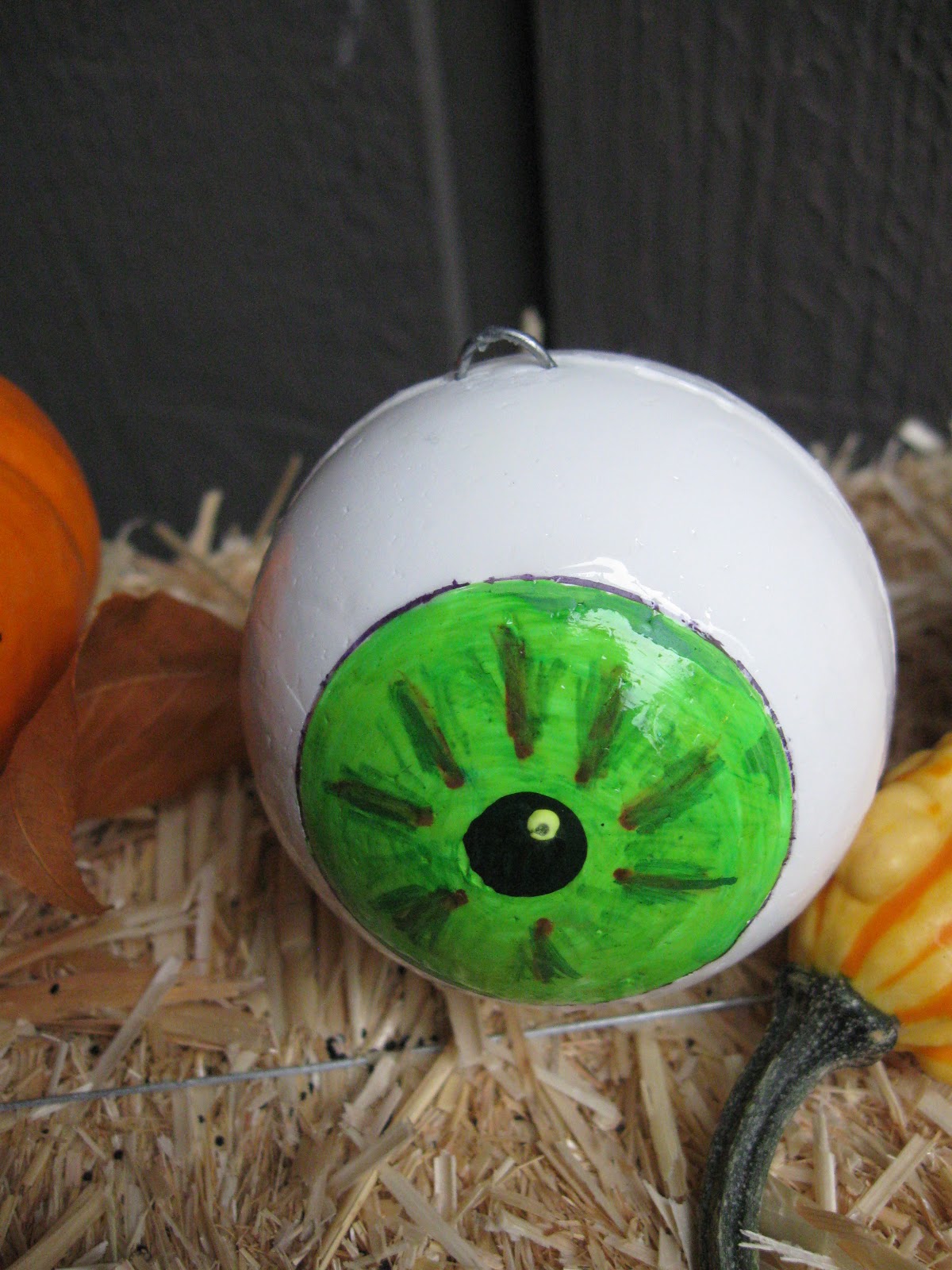 Craft Klatch ® Halloween Eyeball Ornament Craft