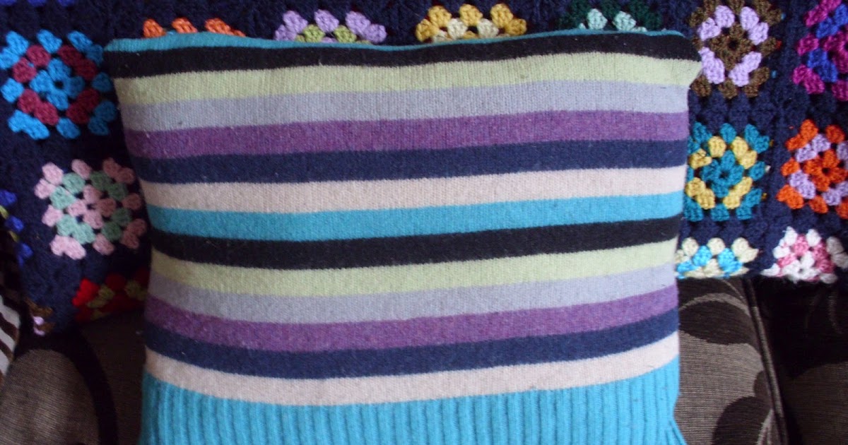 Crafty Blueberry Recycling a worn out jumper and storing unruly