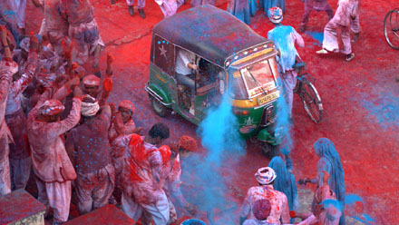 Tarsem Singh Sony Experia Z Advert Holi Festival