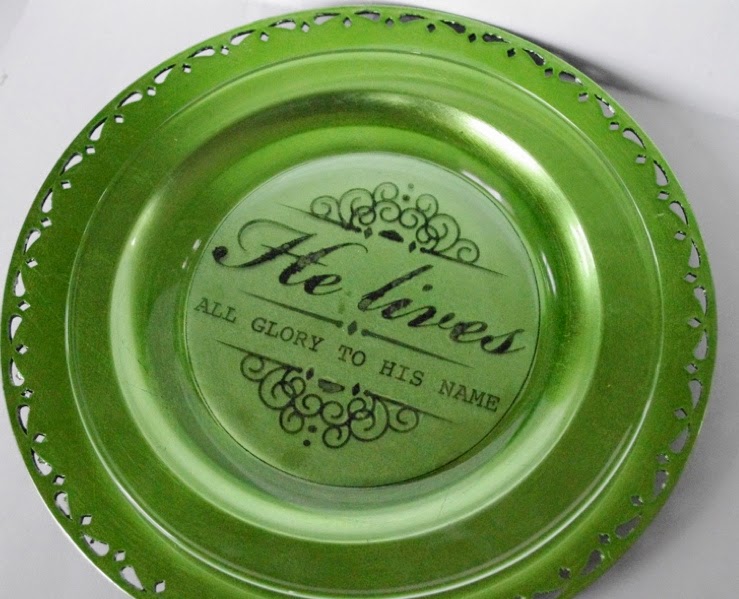 Creative "Try"als Easter Plates