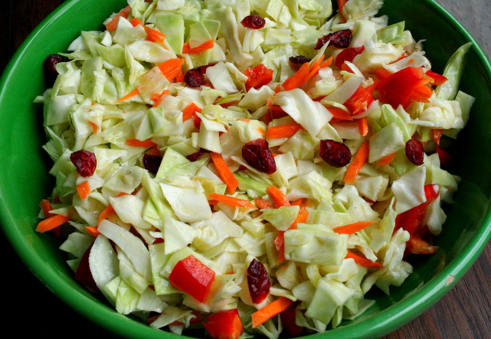 The Healthy Happy Wife Vinegar Coleslaw (Dairy, Gluten and Refined