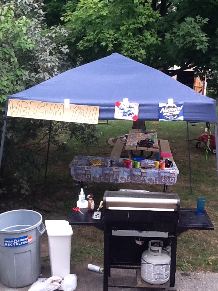 Bargain Becky: White Trash Party: Decorations