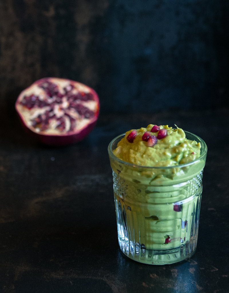 Mangolla makeutettu guacamole