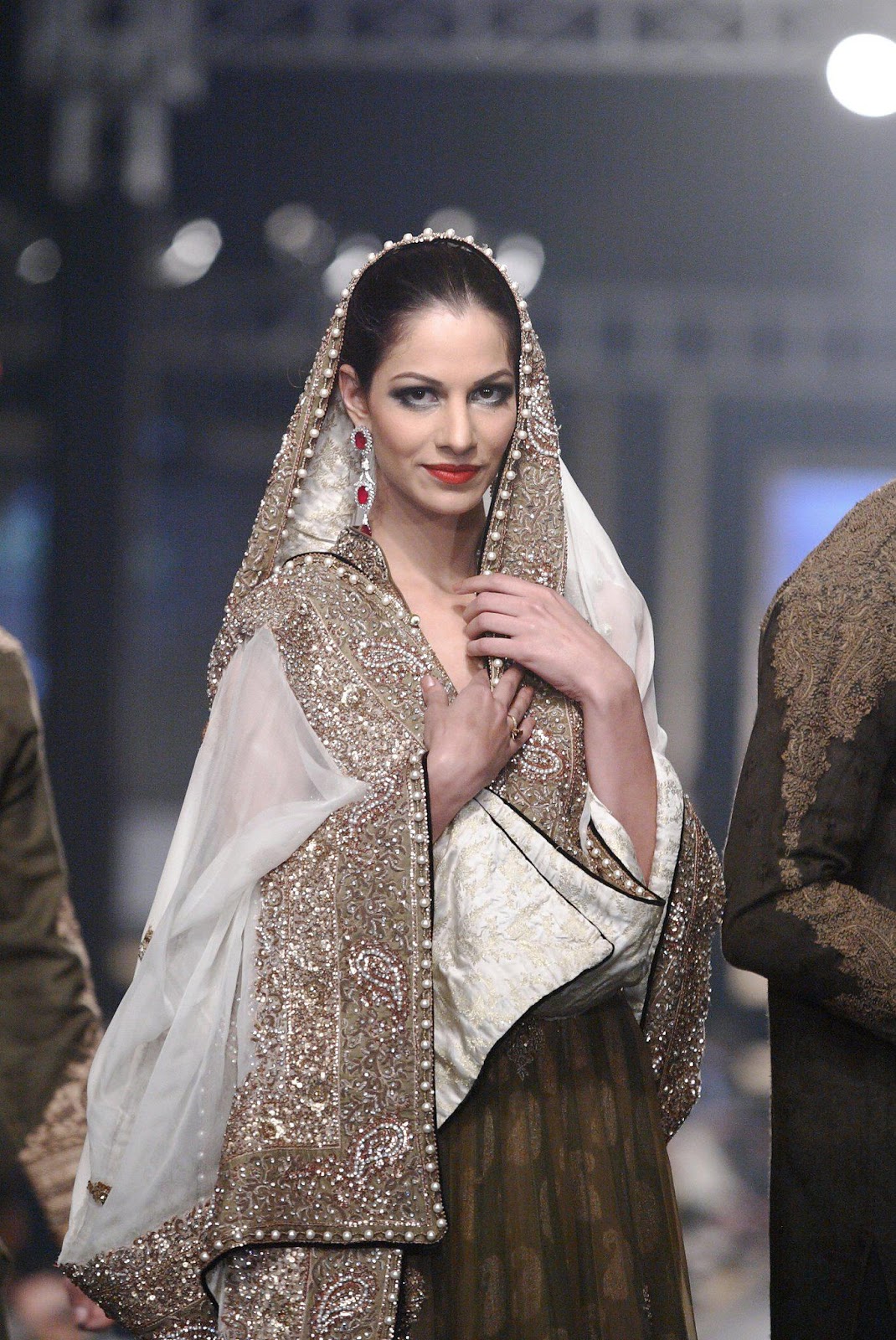 HSY Selective Bridal Dresses Image