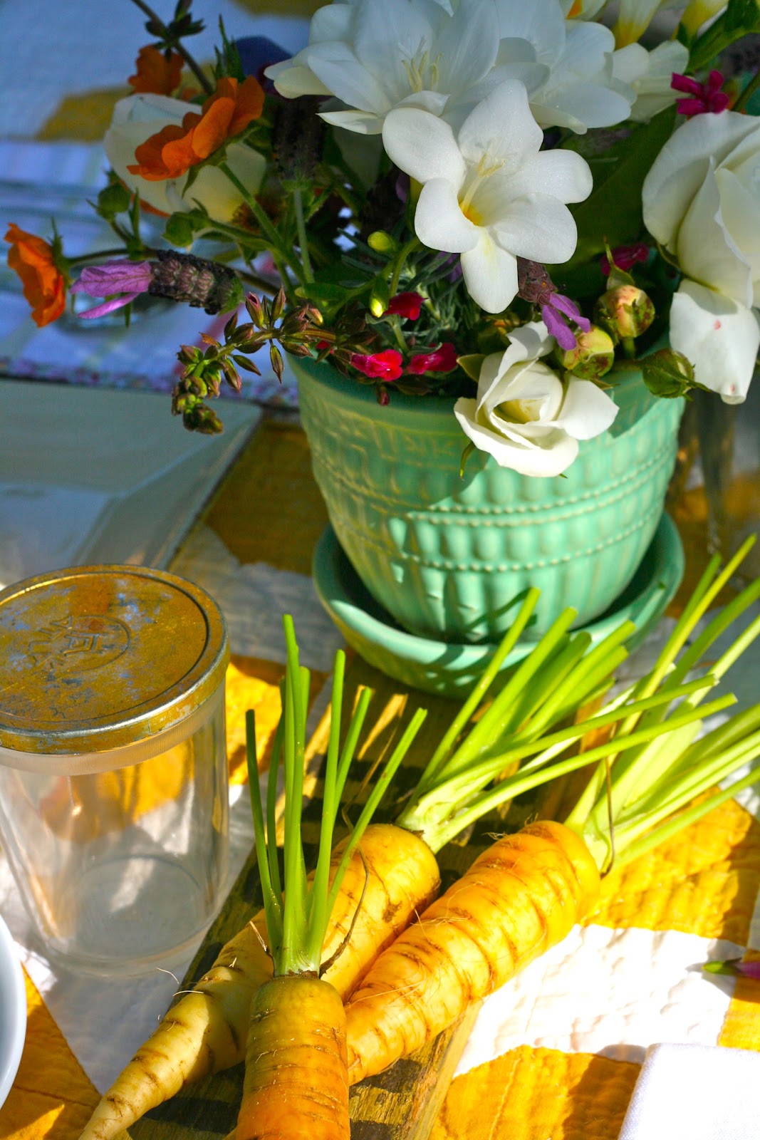 The Polished Pebble: We're Having Easter Breakfast In The Garden