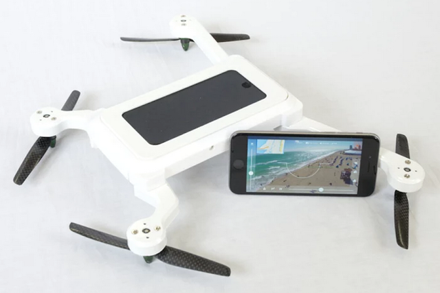PhoneDrone Bisa Ubah Smartphone Jadi Drone