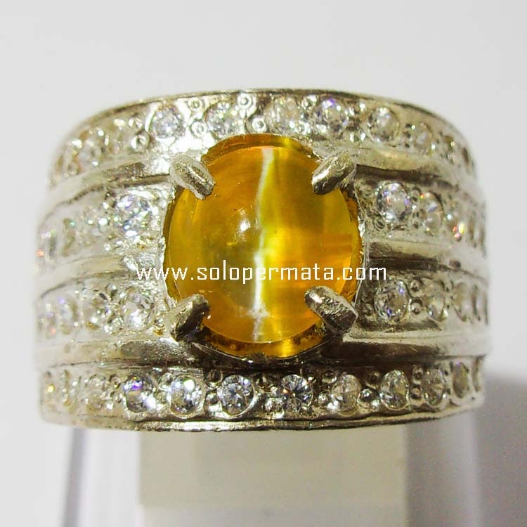 Batu Permata Opal Cat Eye - kode 17L03