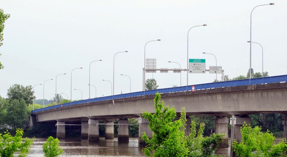 Pont SaintJean Bordeaux's great unloved bridge Invisible Bordeaux