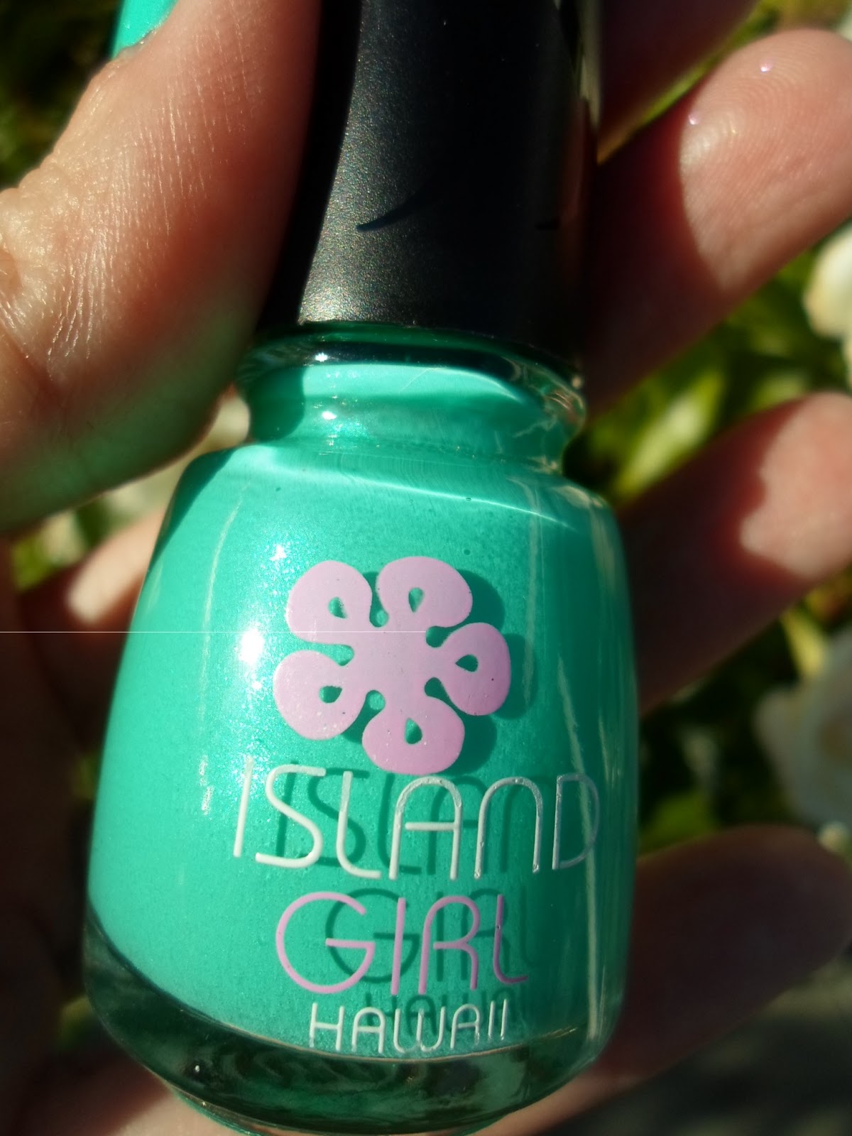 Raindrop Nails: Island Girl Hawaii