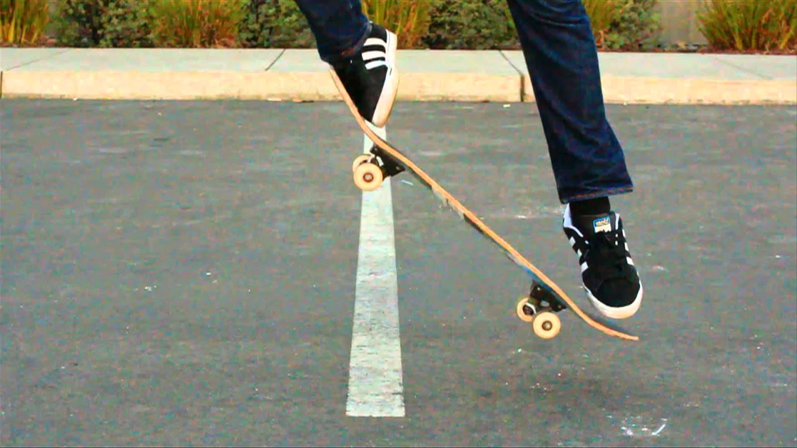 Trik Dasar Skateboard.