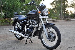 Royal Enfield Thunderbird 500 front view