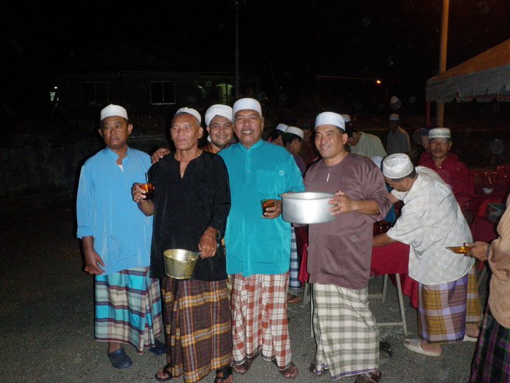 KAWASAN  RUKUN TETANGGA KG TERSUSUN SERKAM DARAT