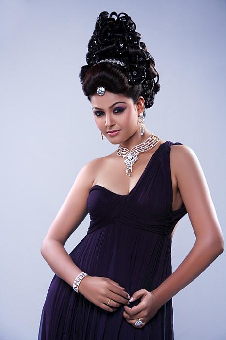 Monal Gajjar Actress Hot photo Stills cleavage Monal Gajjar Actress Hot photo Stills cleavage
