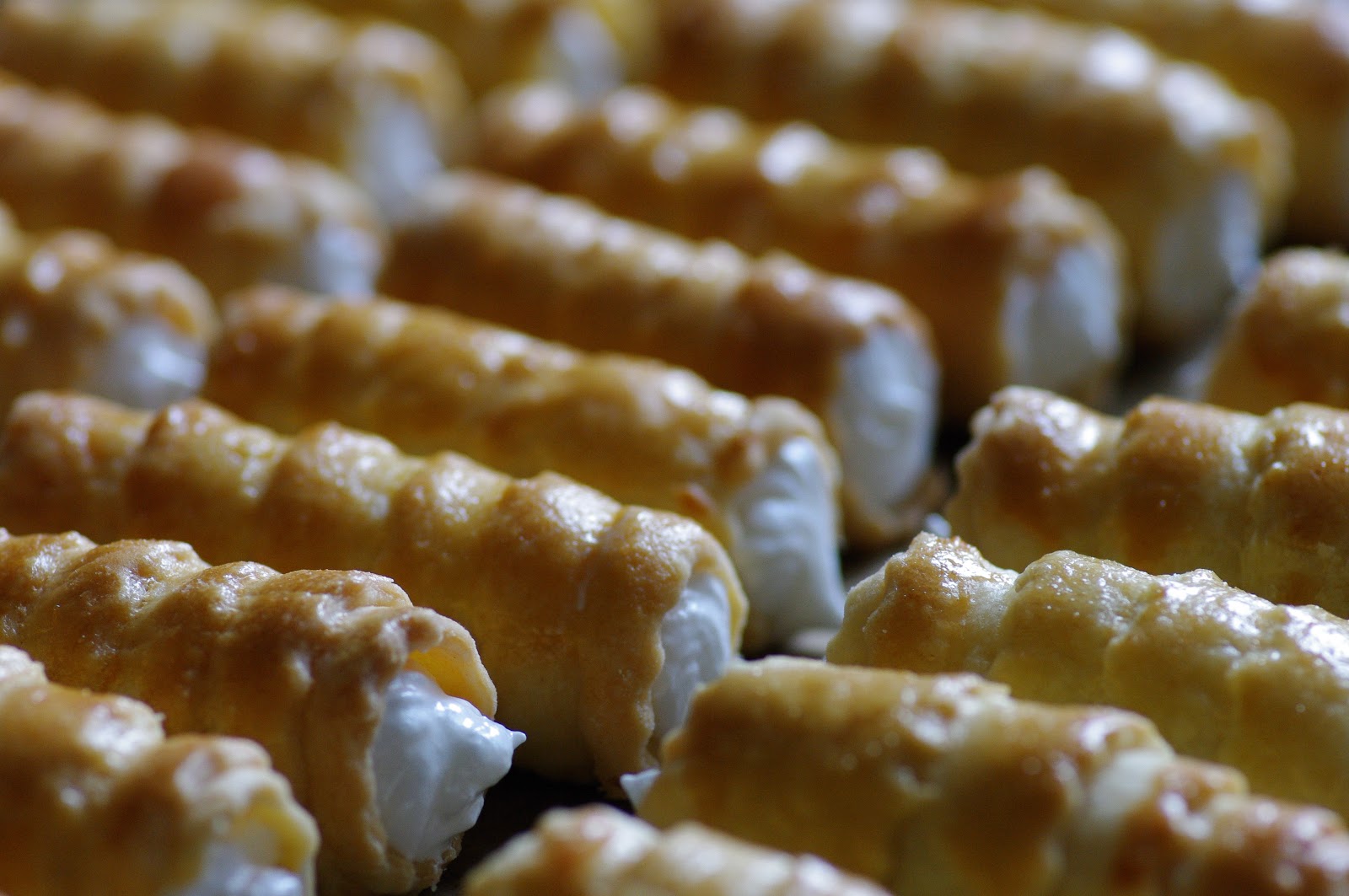 Kitchen.getFood() Czech cream horns