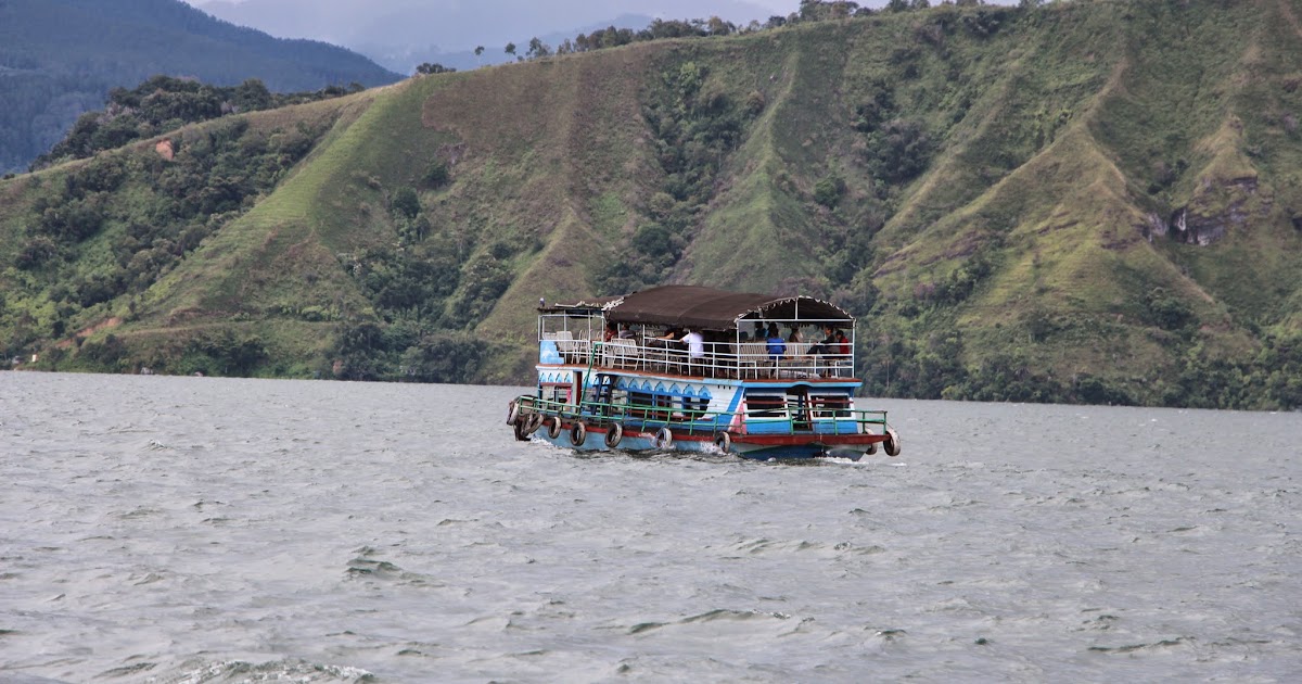 Meciko66: BATU GANTUNG “LEGENDA KOTA PARAPAT ” DI TEPIAN DANAU TOBA