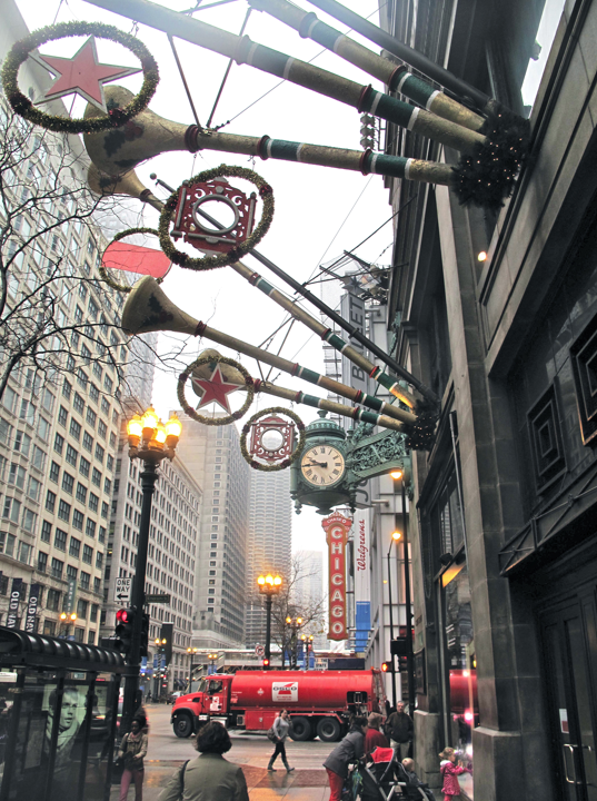 Pin on window dressing Cheerful Thrifty Door: Macy's Christmas Window Display on State Street