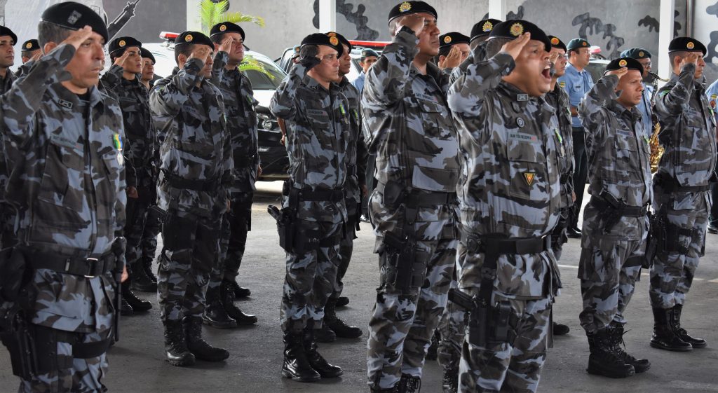 MILITARES DO CHOQUE EM CONTINÊNCIA