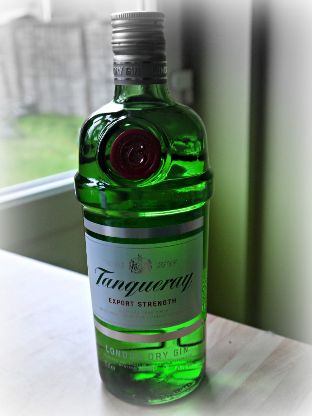 Inside the Wendy House Tanqueray London Dry Gin perfect for Christmas