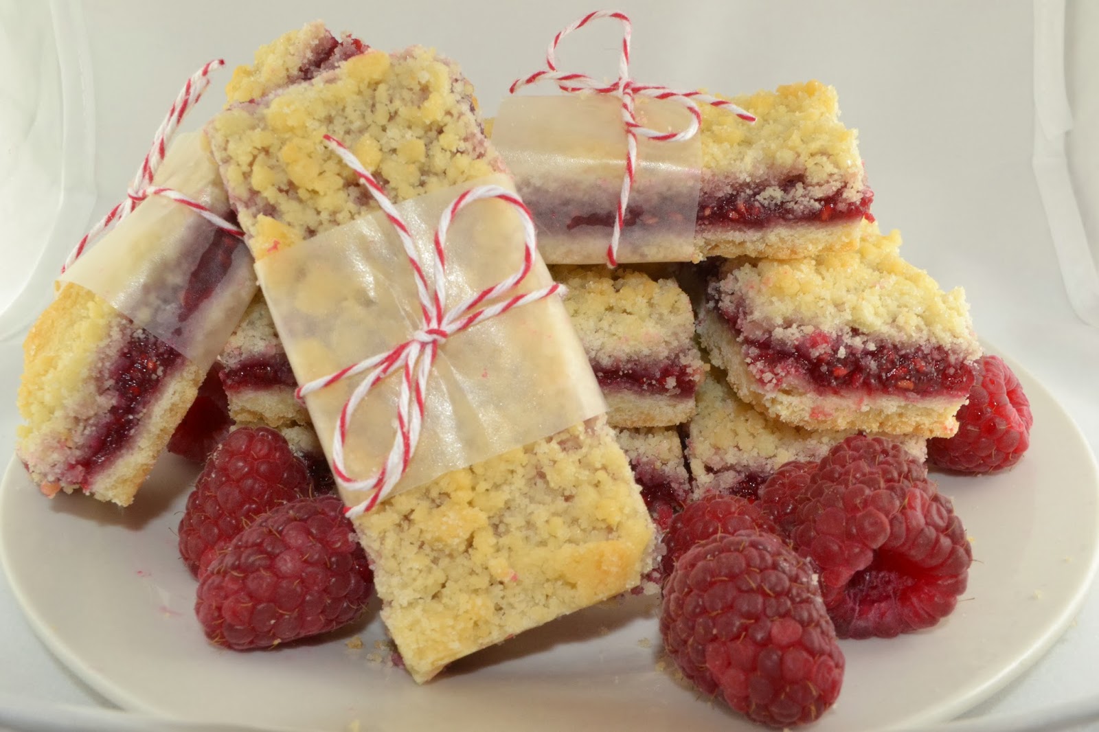 7kidsathome Raspberry Shortbread Bars