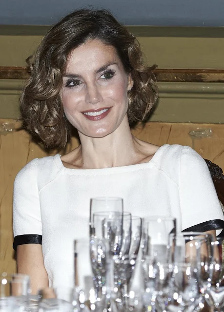 Queen Letizia of Spain attends the 'Luis Carandell' Journalism Award Ceremony at the Palacio del Senado