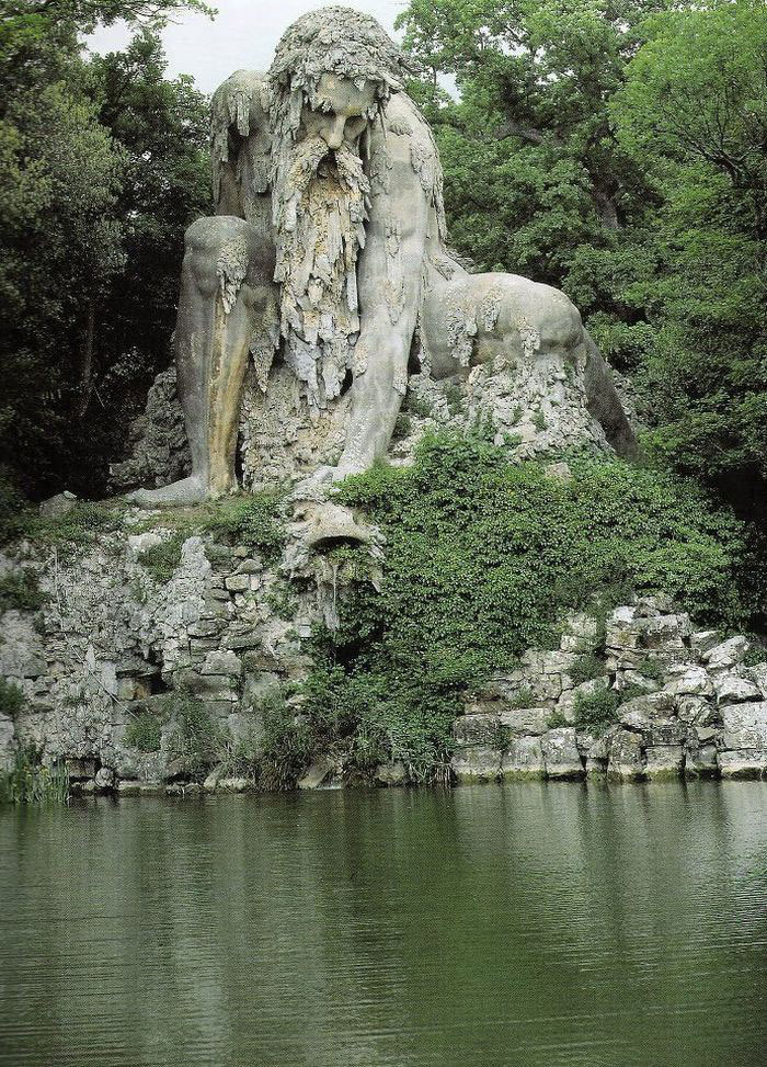 Massive 16th Century 'Colossus' Sculpture In Italy Has Entire Rooms Hidden Inside Massive 16th Century 'Colossus' Sculpture In Italy Has Entire Rooms Hidden Inside