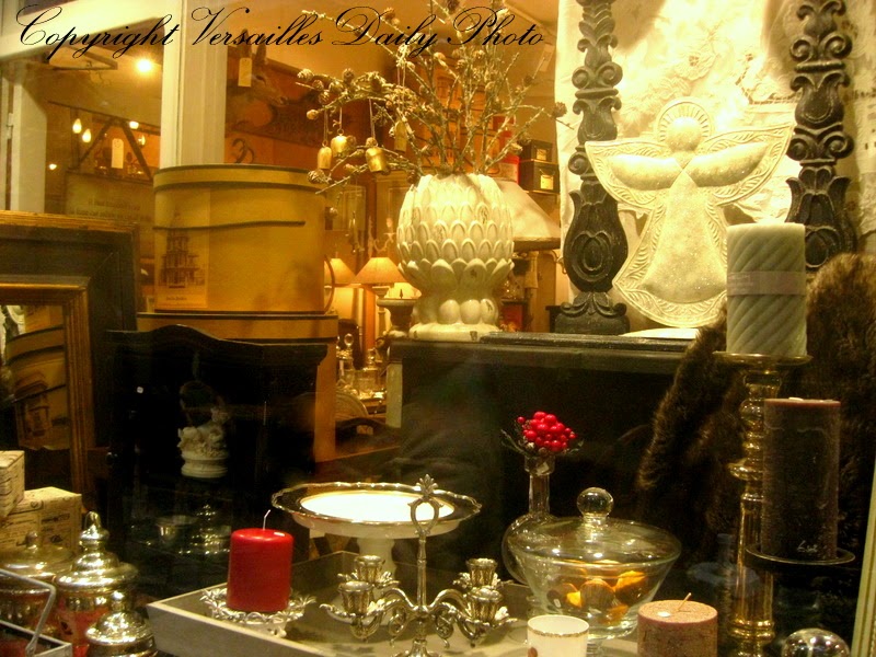 VersaillesDailyPhoto blog La vitrine de la maison de Camille