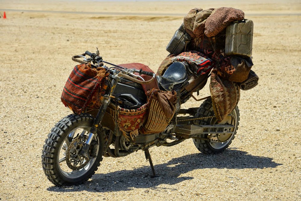 fury-road-motorcycle-15.jpg