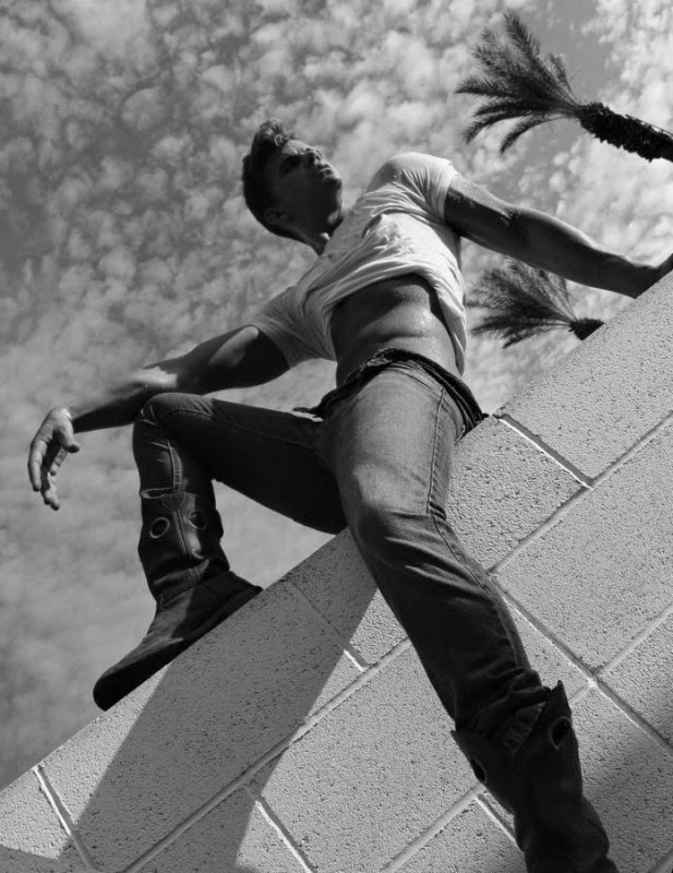 Los Ojos del Espectador Shawn Alexander sexy model