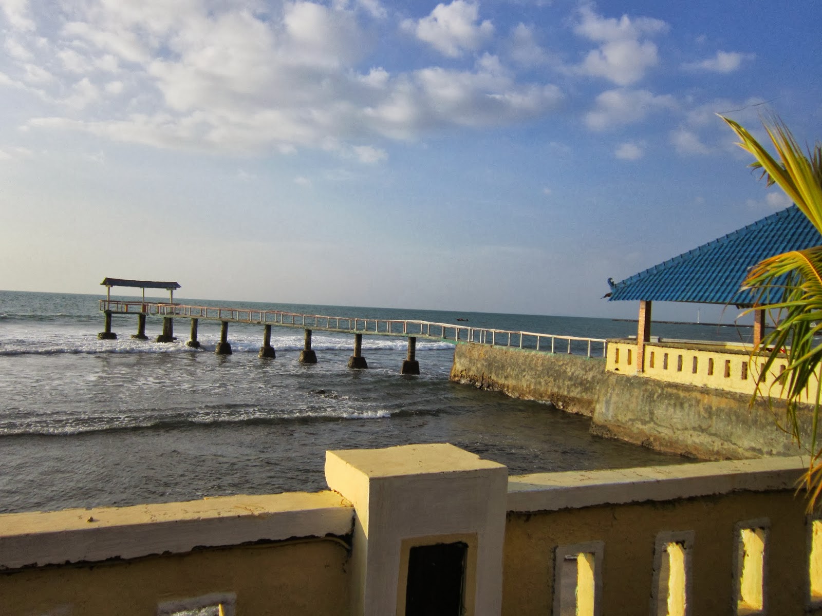 Anyer Trip: SALSA BEACH HOTEL