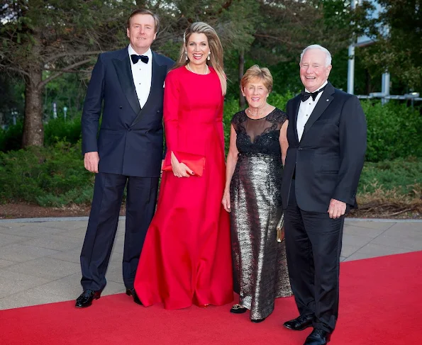 King Willem-Alexander and Queen Maxima of The Netherlands offered an concert performed by Holland Baroque Society to Governor General Johnston at the Museum of History 