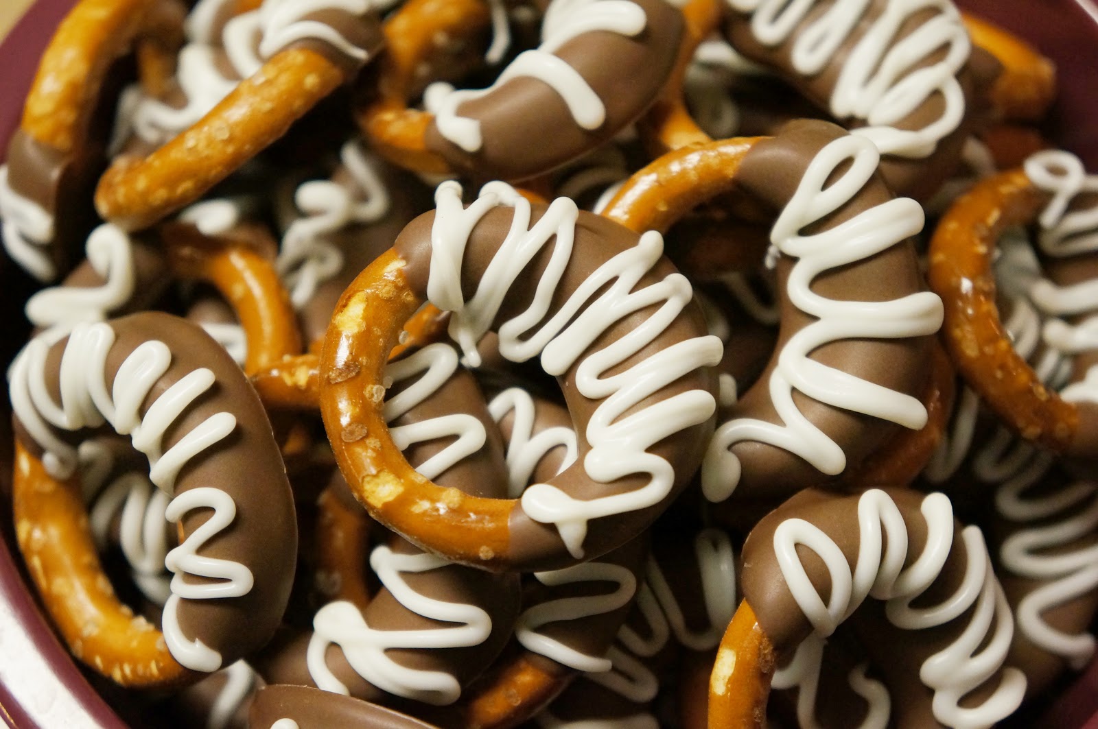 Easy Chocolate Dipped Pretzels Princess Approved a place for sharing