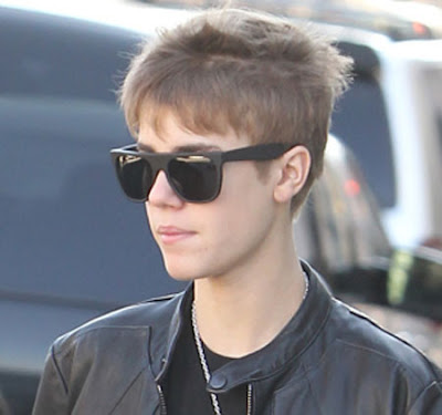 new justin bieber hairstyle. justin bieber new haircut