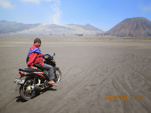 My "Ojek Driver" in the "Sea of Sand"."WITHOUT HELMETS" !