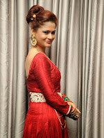Shilpa Chakravarthy Glam pics at Race Gurram audio-cover-photo