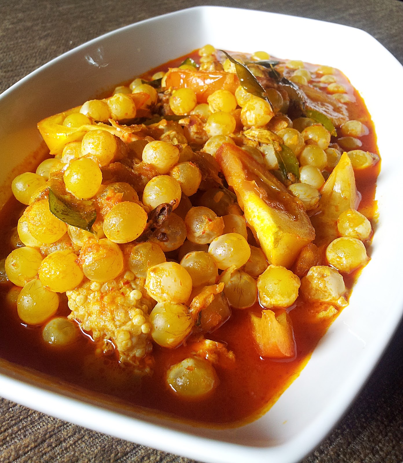 Mama Aimi Najla Arissa Telur Ikan Mayong Masak Kari…… Mama Aimi Najla Arissa Telur Ikan Mayong Masak Kari……