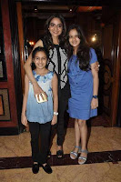 Photos: Kajol, Hema & Juhi at Tanisha play premiere