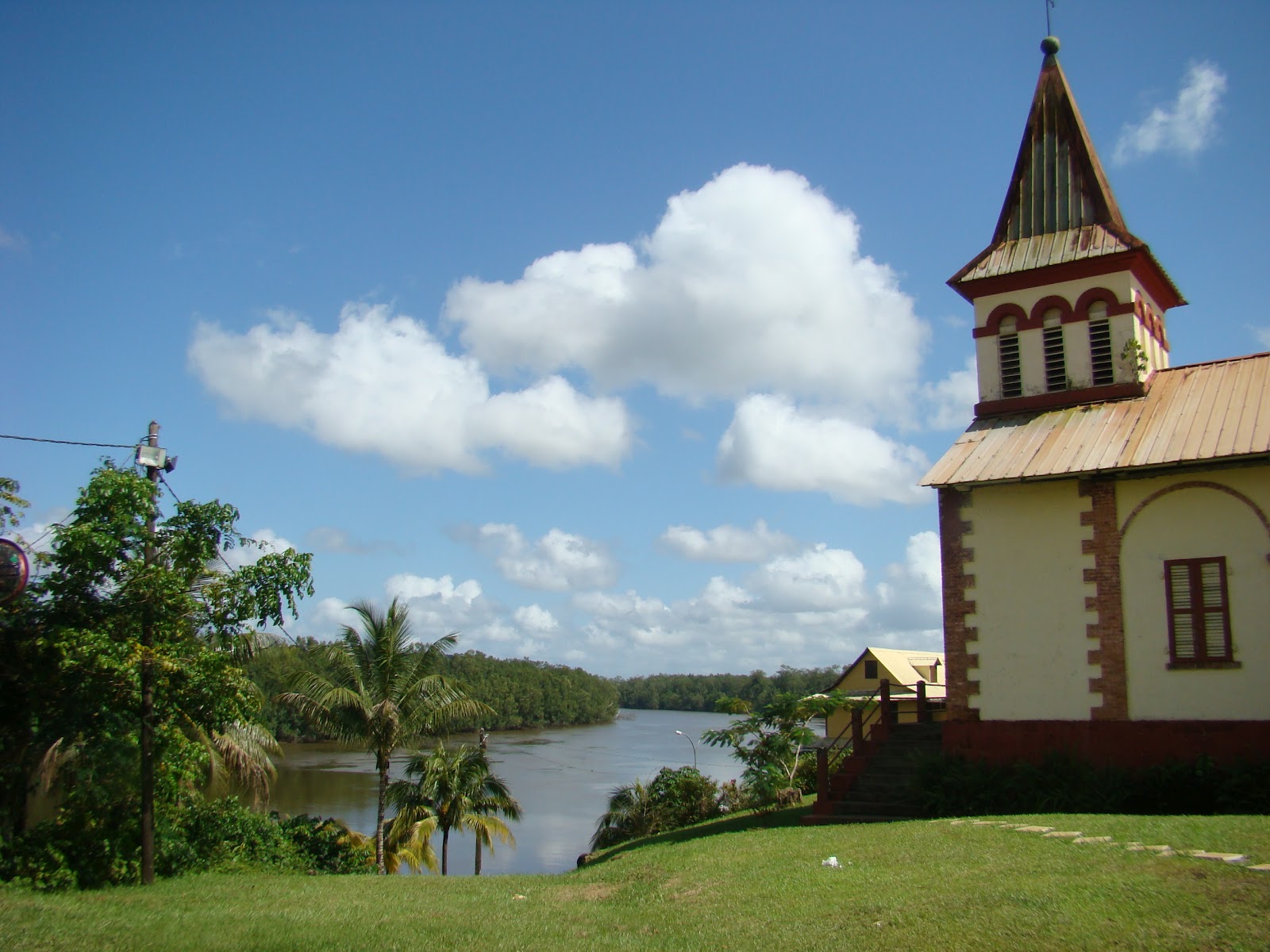 STARVISITE ROURA GUYANE PORT DE PLAISANCE EN COURS PROJET RETENUS PAR