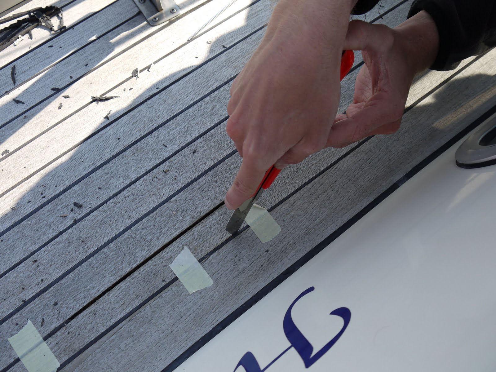 Teak decks pros and cons S/Y Dolphin Dance