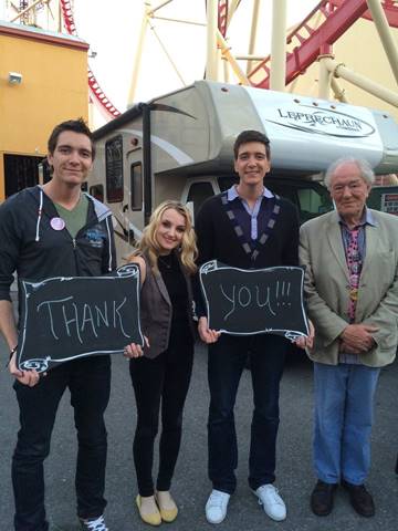 James Phelps, Evanna Lynch, Oliver Phelps y Michael Gambon James Phelps, Evanna Lynch, Oliver Phelps y Michael Gambon Celebración Harry Potter