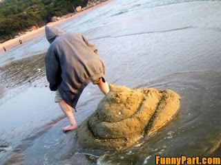 http://2.bp.blogspot.com/-0_HkAW-pL2c/TdtpBRvrObI/AAAAAAAAAmA/bgpkCjGr80g/s400/berak3.jpg