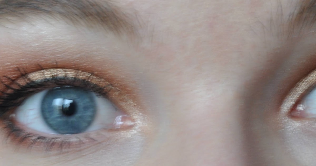 A Delightful Gazette Warm eyeshadow for blue eyes copper tutorial