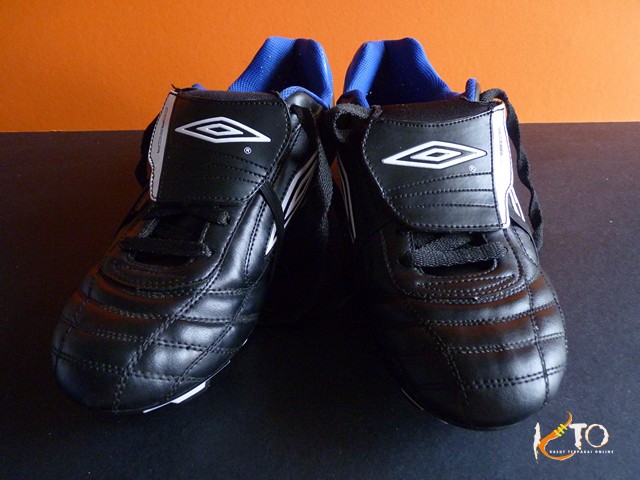 Kasut Terpakai Online UMBRO Corsica Soccer Boots