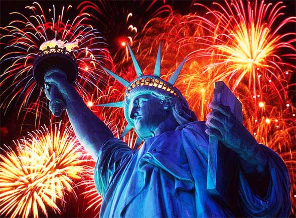 statue-liberty-fireworks.jpg