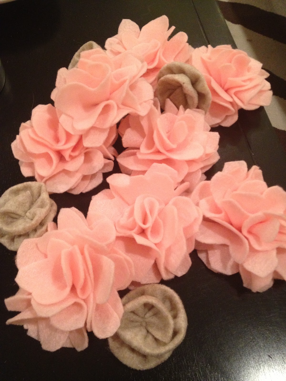 The Norwood Nest Felt Flower Tutorial