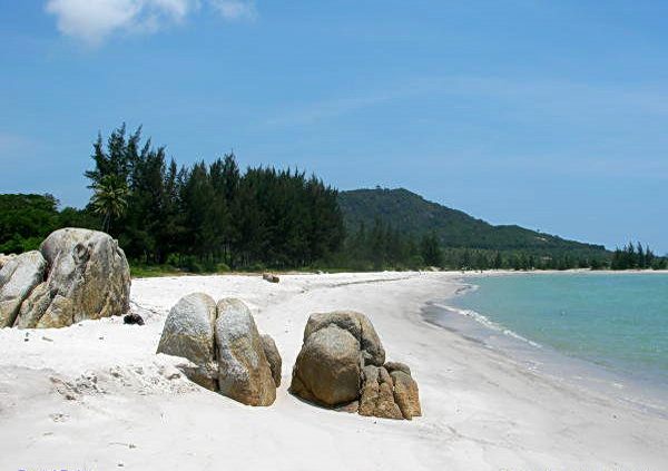 sharing: Pantai Rebo - Bangka Belitung