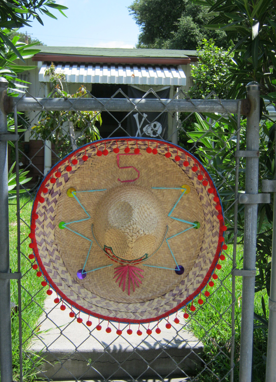 Sweater Surgery: How to decorate a sombrero for Cinco de Mayo