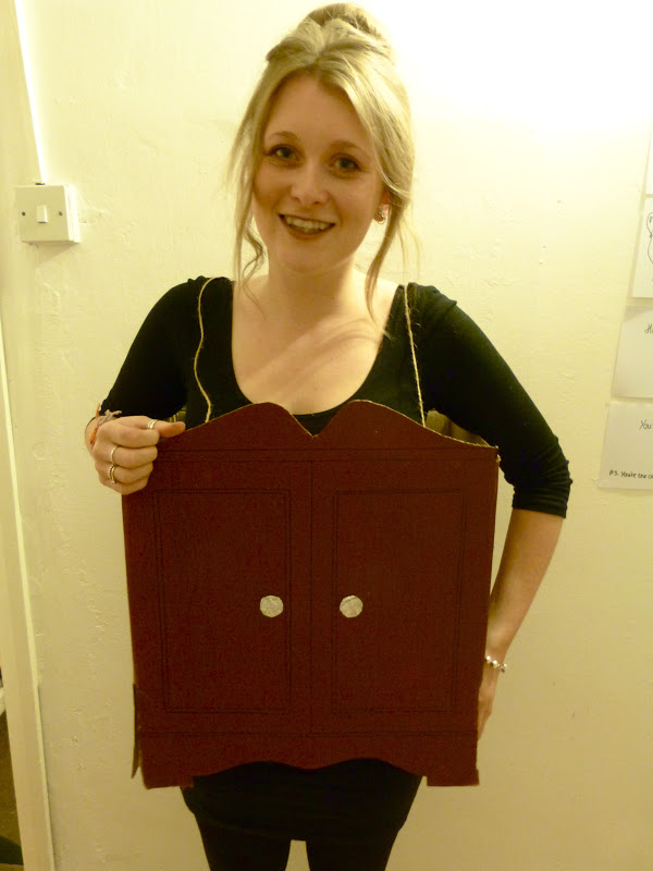 Trends With Benefits DIY Wardrobe Costume