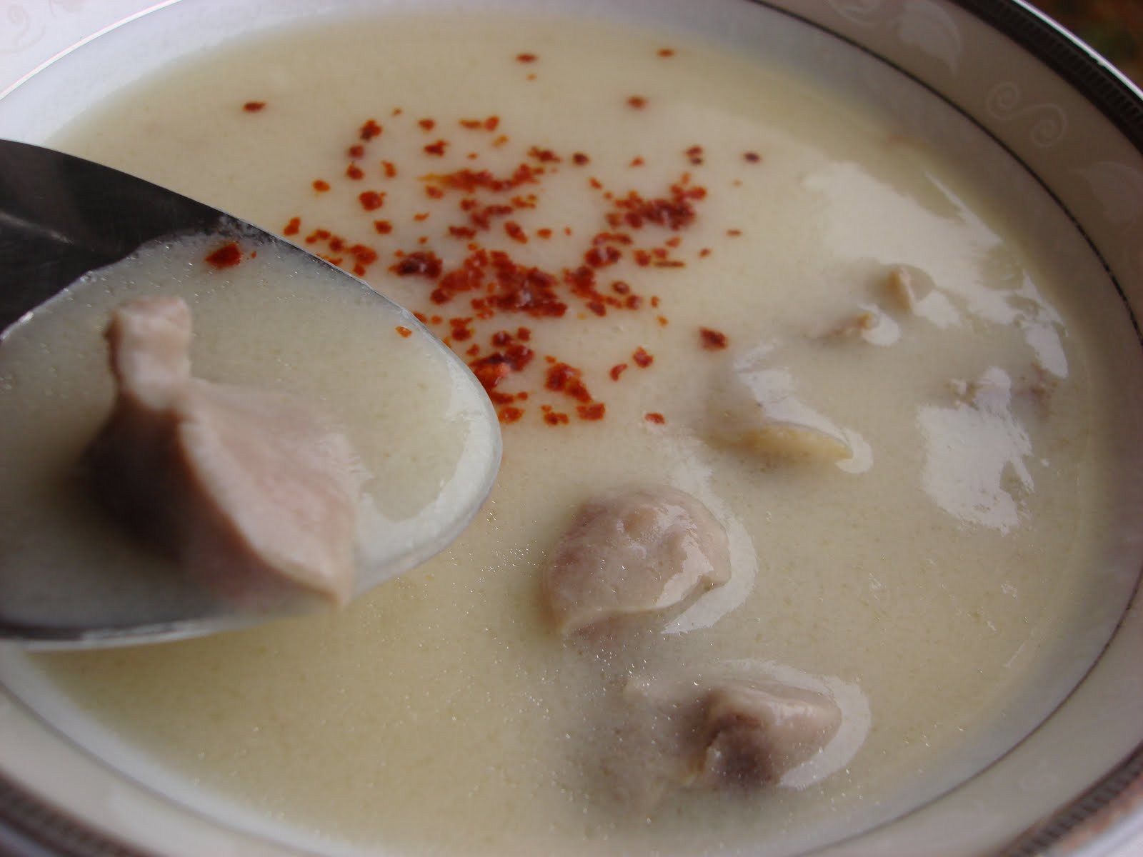 Demet�in Yemek Tarifleri Terbiyeli Paça Çorbası