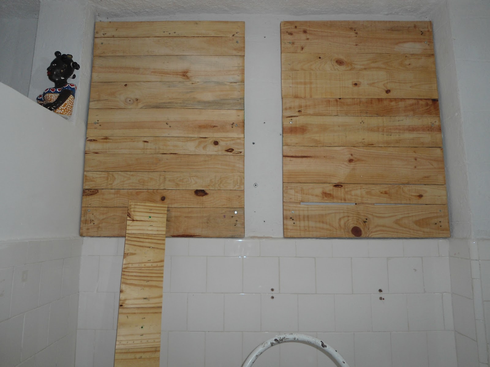 Vida Cacarecos e Reciclagens IDÉIAS DE RECICLAGENS NO BANHEIRO QUE EU ESTOU -> Pia De Banheiro De Pallet Vida Cacarecos e Reciclagens IDÉIAS DE RECICLAGENS NO BANHEIRO QUE EU ESTOU -> Pia De Banheiro De Pallet